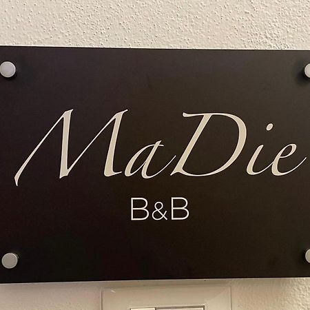 B&B Madie กัสเตลซาร์โด ภายนอก รูปภาพ